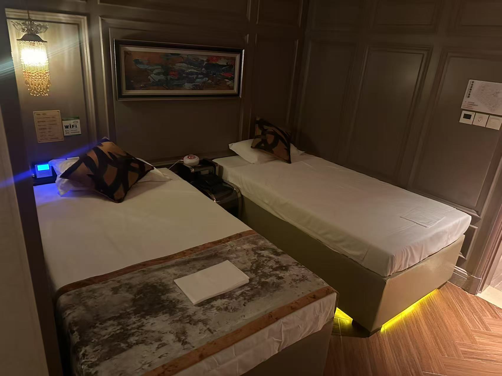 帝湖桑拿 — 澳門桑拿